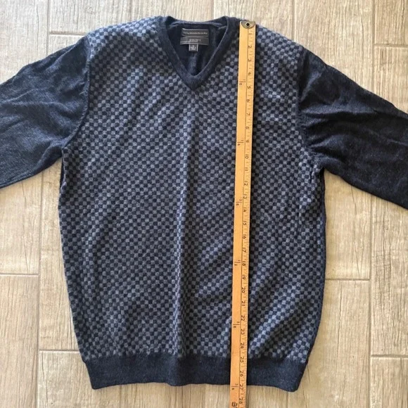 Banana Republic Mens Merino V-Neck Sweater Dark Charcoal Gray Size M RN69016 - Picture 8 of 10